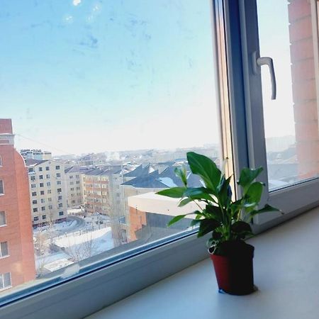Квартира На Плазе Aqtöbe Buitenkant foto