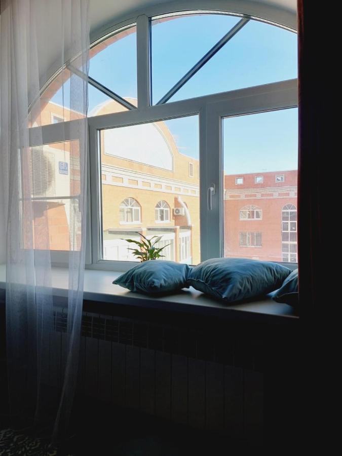 Квартира На Плазе Aqtöbe Buitenkant foto
